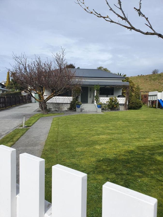 Ludstone Villa - A Charming Family Home Kaikoura Extérieur photo